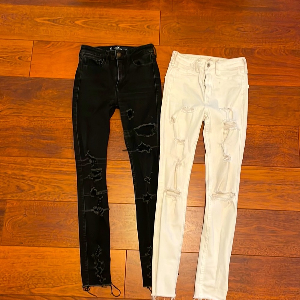 Bundle of Hollister Jeans ❤️❤️❤️